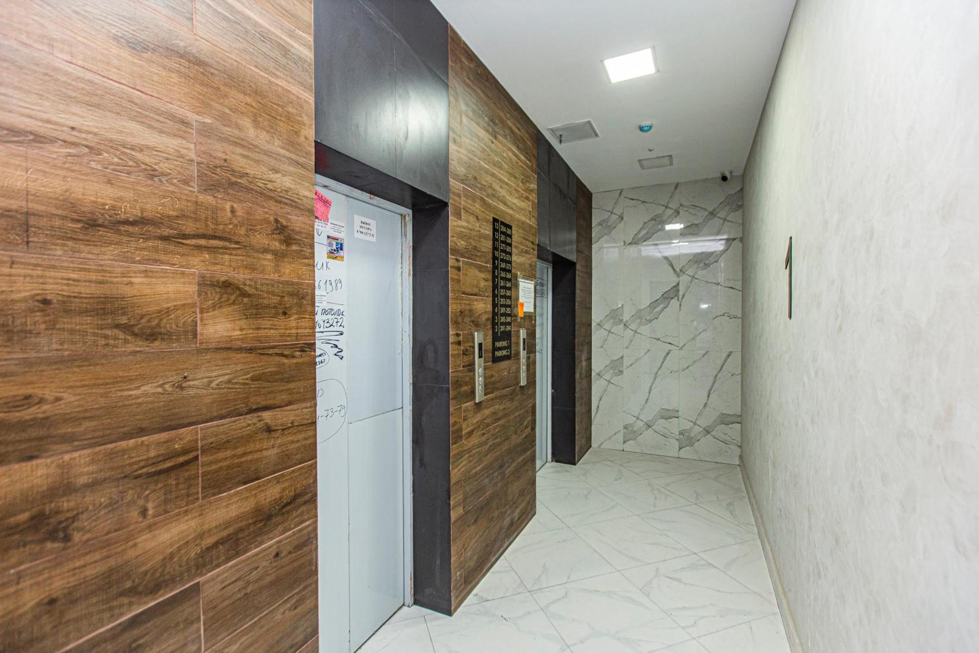2 Room Apartment In The Center アルマトイ エクステリア 写真